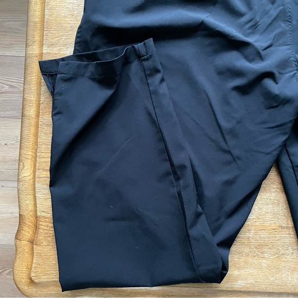 Eddie Bauer Women's Black Traveler Pants - Picture 5 of 7